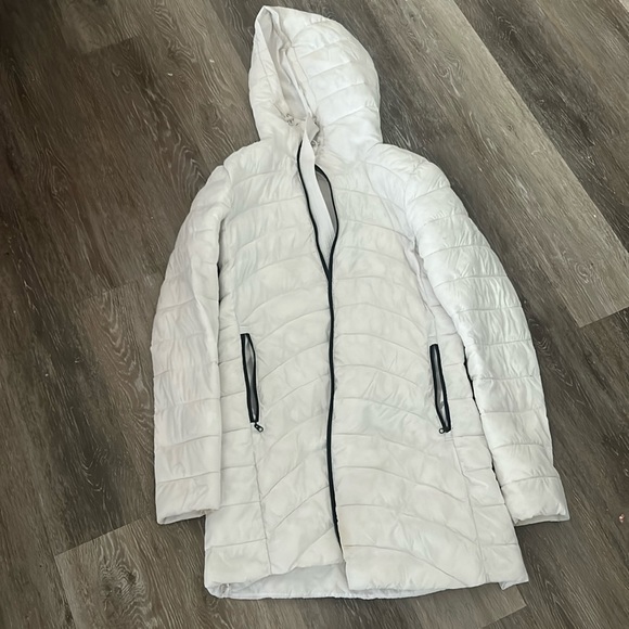 Gap women’s size small comfiest down coat - Picture 1 of 2